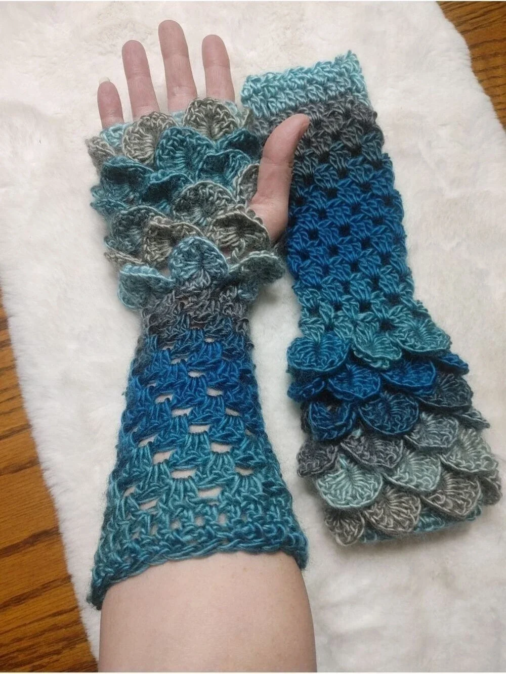 Handmade Crocheted Dragonscale Fingerless Texting Gloves Turquoise/Grey